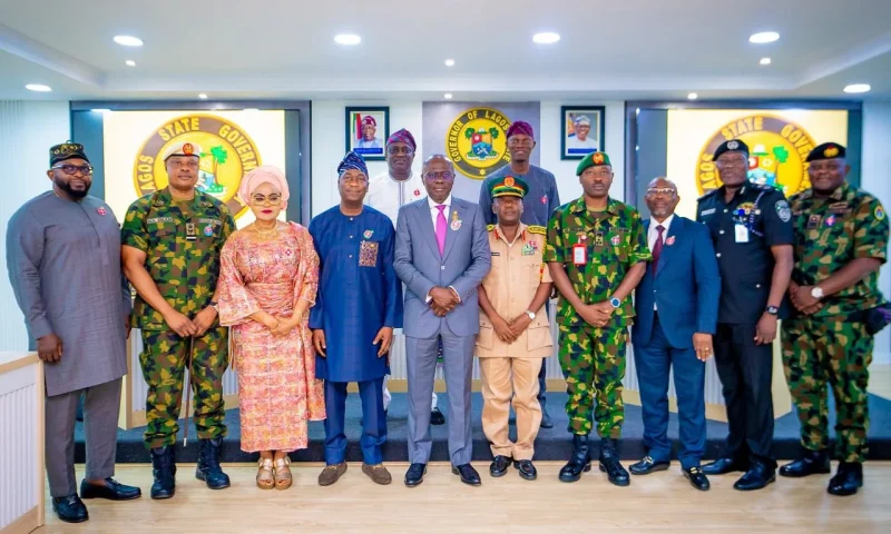 Sanwo-Olu donates N100m, houses to military veterans