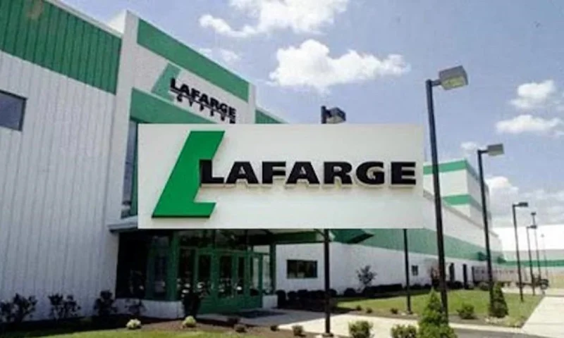 Lafarge Africa rewards top partners with SUVs
