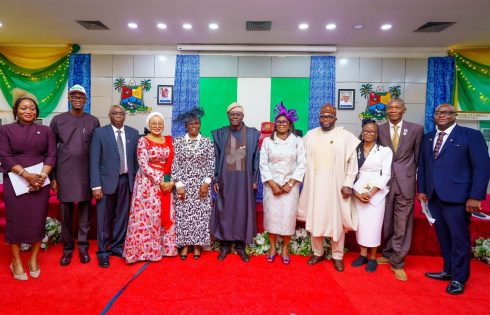 Lagos: Sanwo-Olu swears in seven permanent secretaries