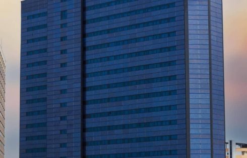 Sterling Bank celebrates zero-fee anniversary, returns over N2bn