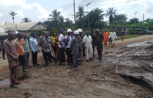Abia Govt blames old oil pipeline for explosion in Owaza community